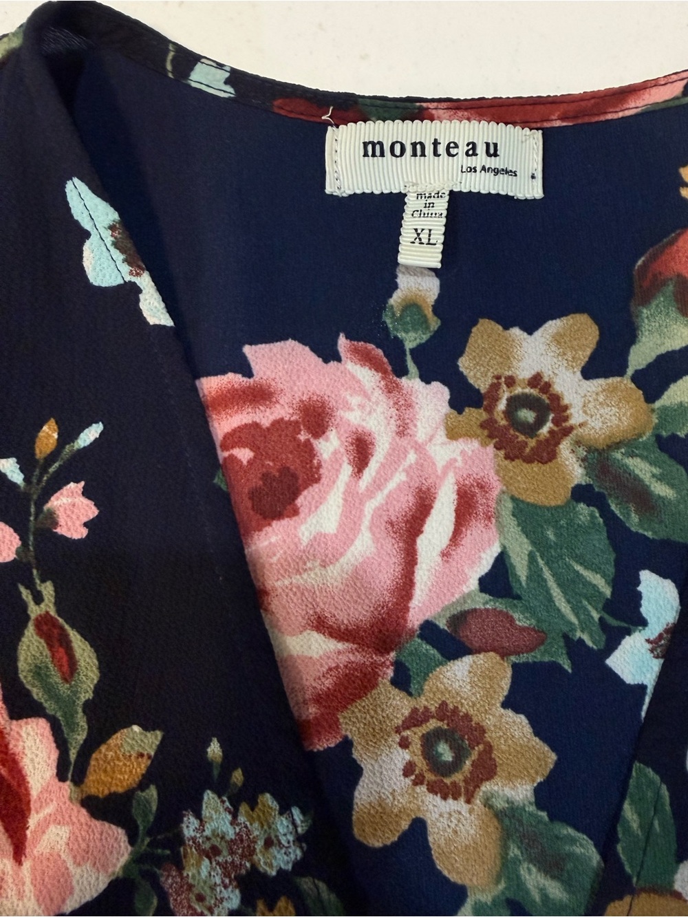 Monteau Navy Floral Flutter Sleeve Wrap-Style Peplum Top – XL - Picture 6 of 6